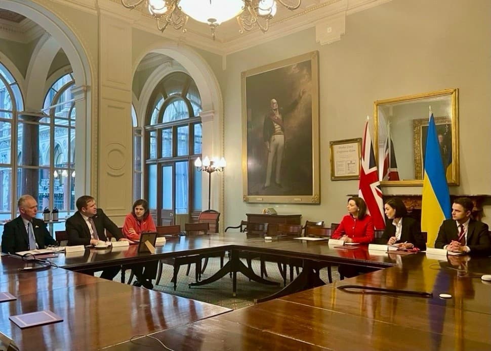 Українська делегація провела низку зустрічей у Великій Британії в рамках ініціативи Bring Kids Back UA